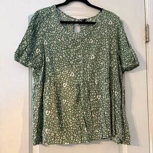 SHEIN Green and White Leopard Print Blouse